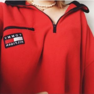 Tommy Hilfiger Quarter Zipped Cropped Sweater